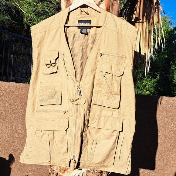 NWOT Humvee hunting/ fishing adventure vest XL. - Picture 6 of 6
